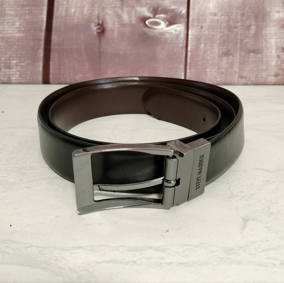 Steve Madden Black/Brown Reversible Sz 38 Belt Silver Buckle Classic Business - Picture 1 of 11